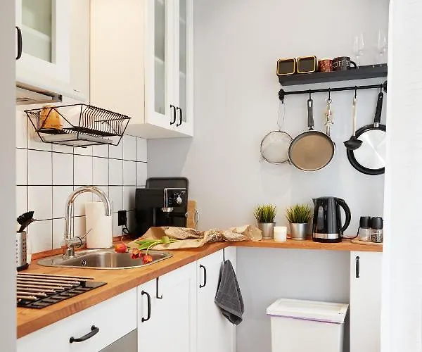 Courthouse Slavi 公寓