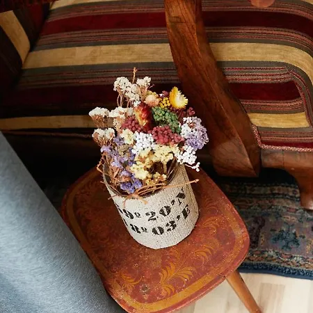 Courthouse Slavi * Sofia