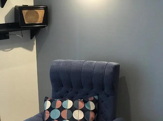 Courthouse Slavi アパート