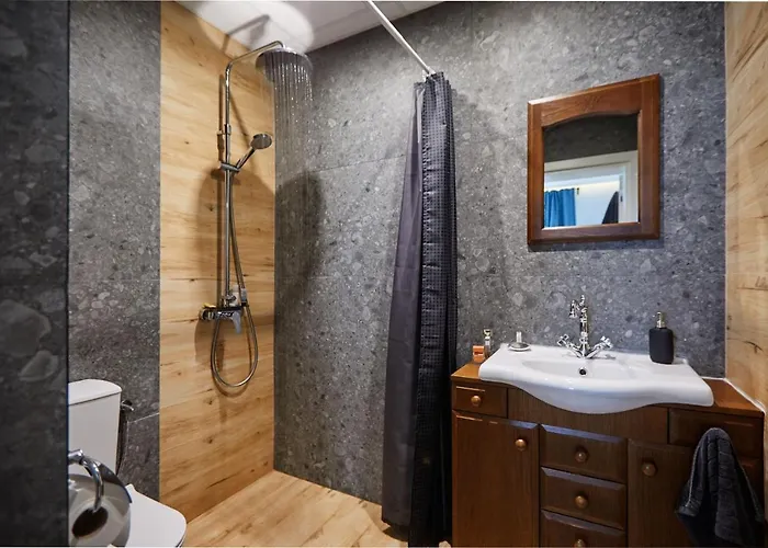 Apartment Courthouse Slavi *